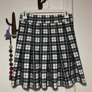 checkered pleated tennis skirt with side split